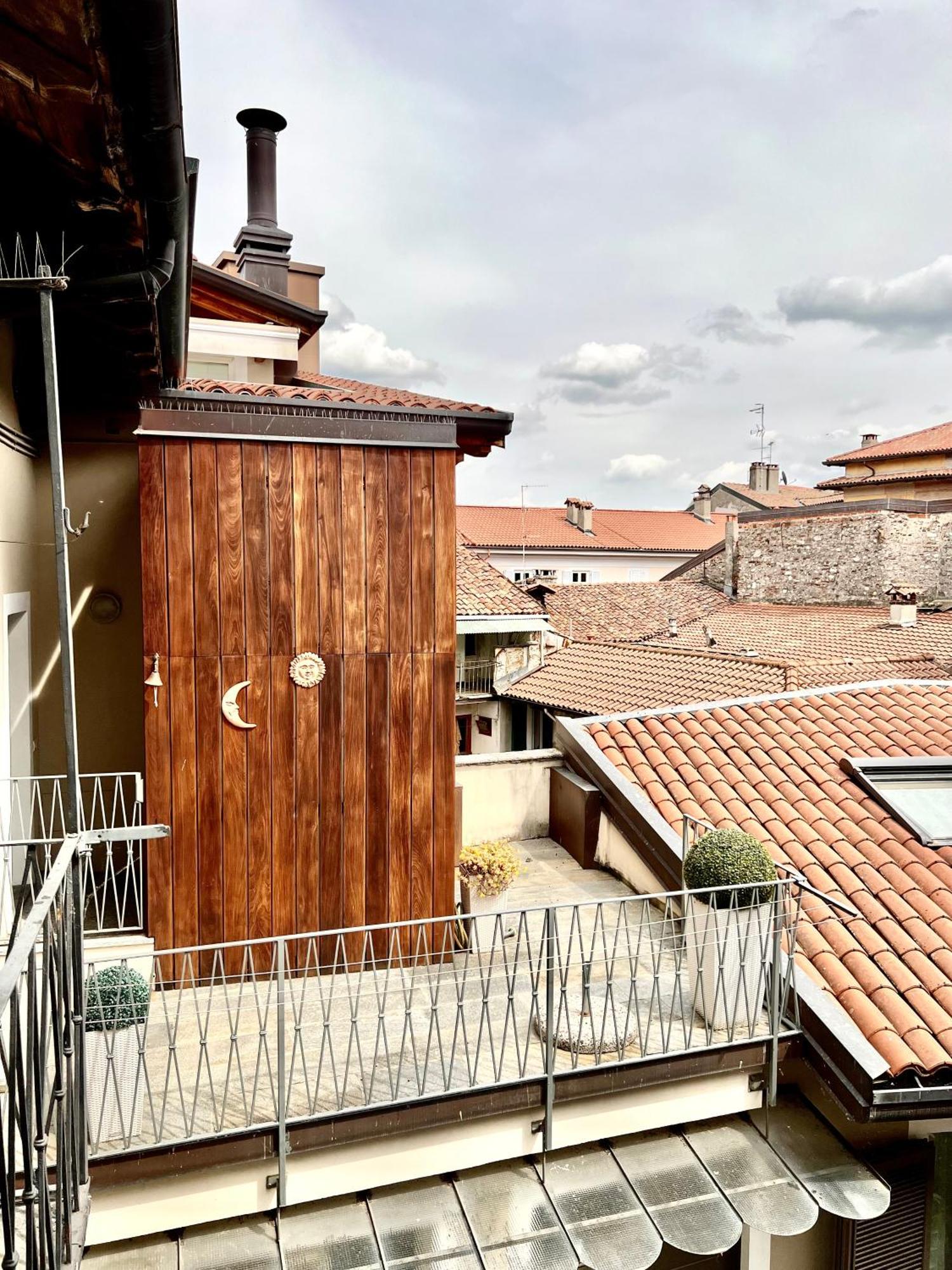 Casa Sul Lago Arona Exterior foto